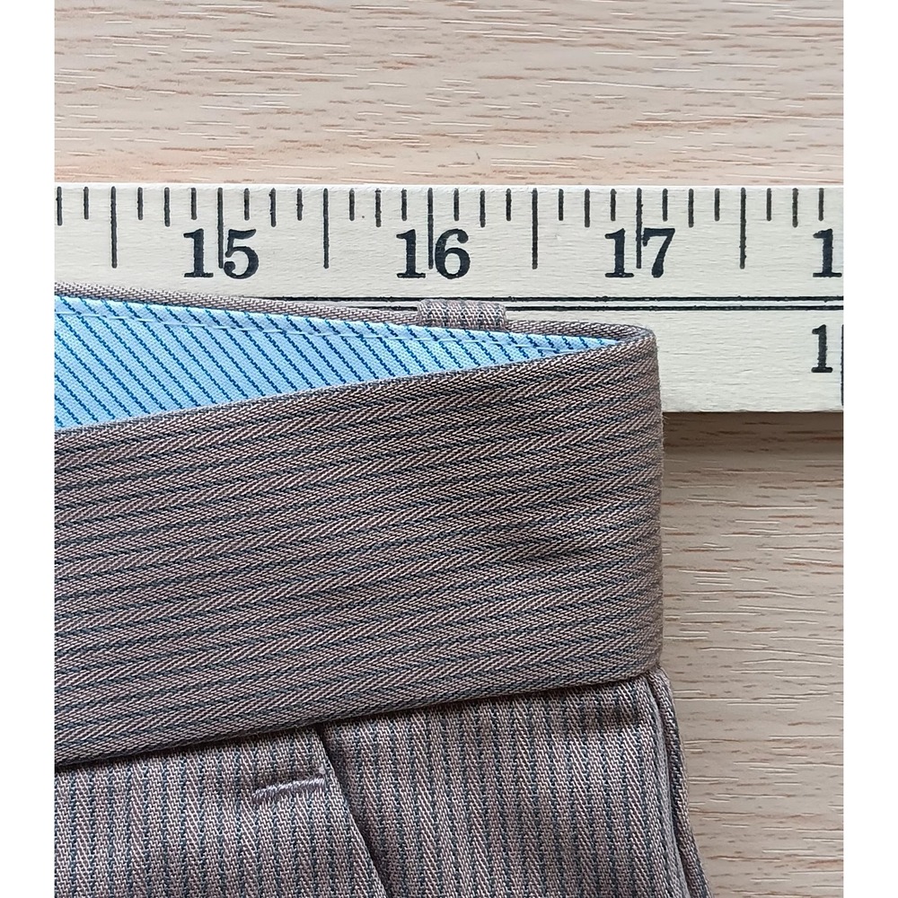 Gap Men's Khakis 32x34 Straight Leg Tailored Fit Flat Front - Picture 7 of 12